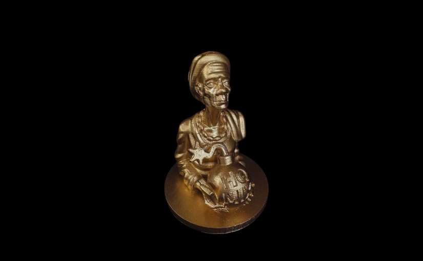 Estatueta do 37º HQMIX